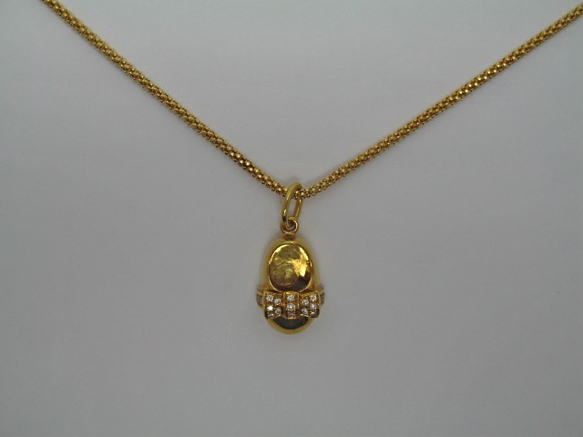 Yellow Gold with Diamond Pendant