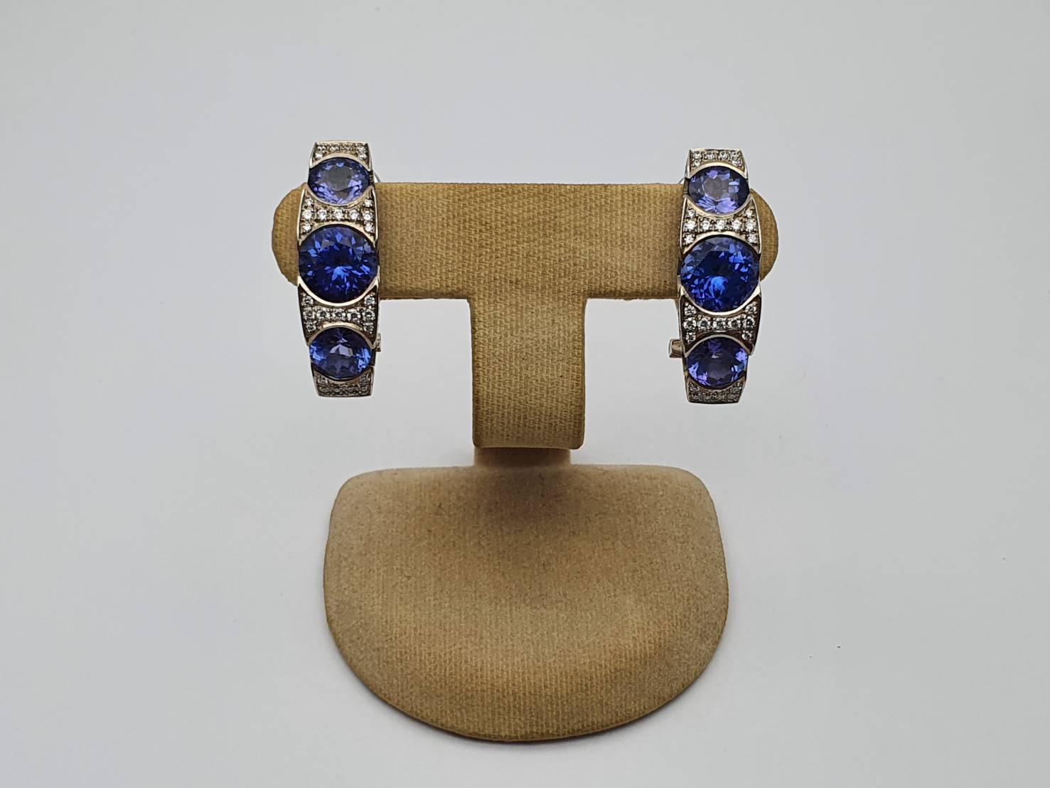 Tanzanite with Diamond Earrings